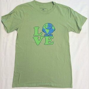 United By Blue brand, green t-shirt, size small